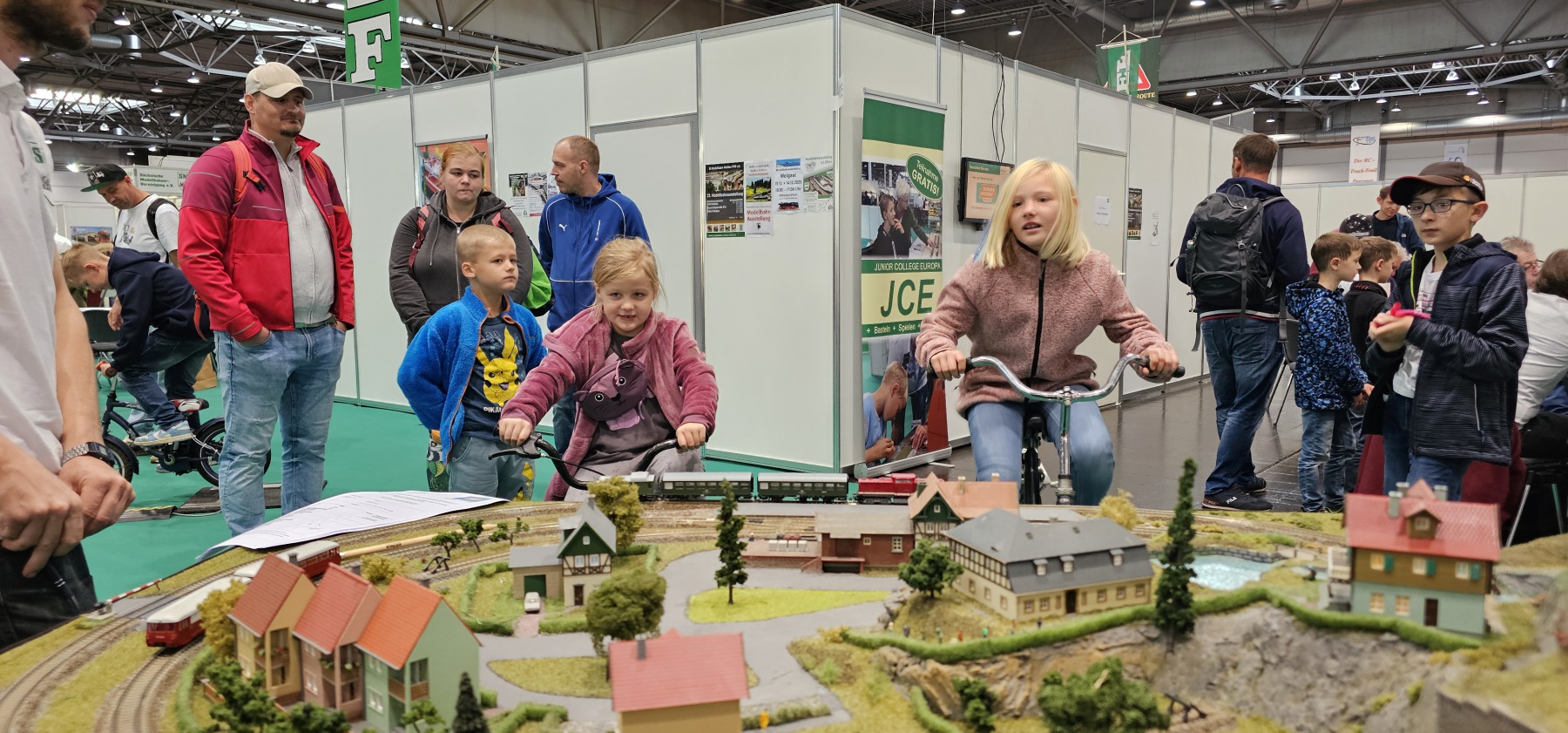 Spiel und Spaß steht auch auf dem Programm des JCE