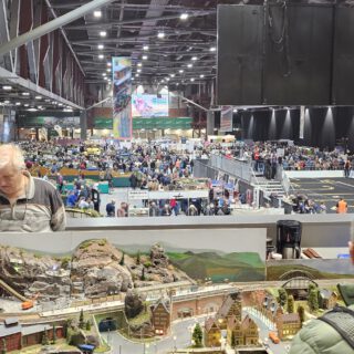 Die Chemnitzer Messehallen bieten viel Platz für Modellbahn und Fahrzeugmodellbau