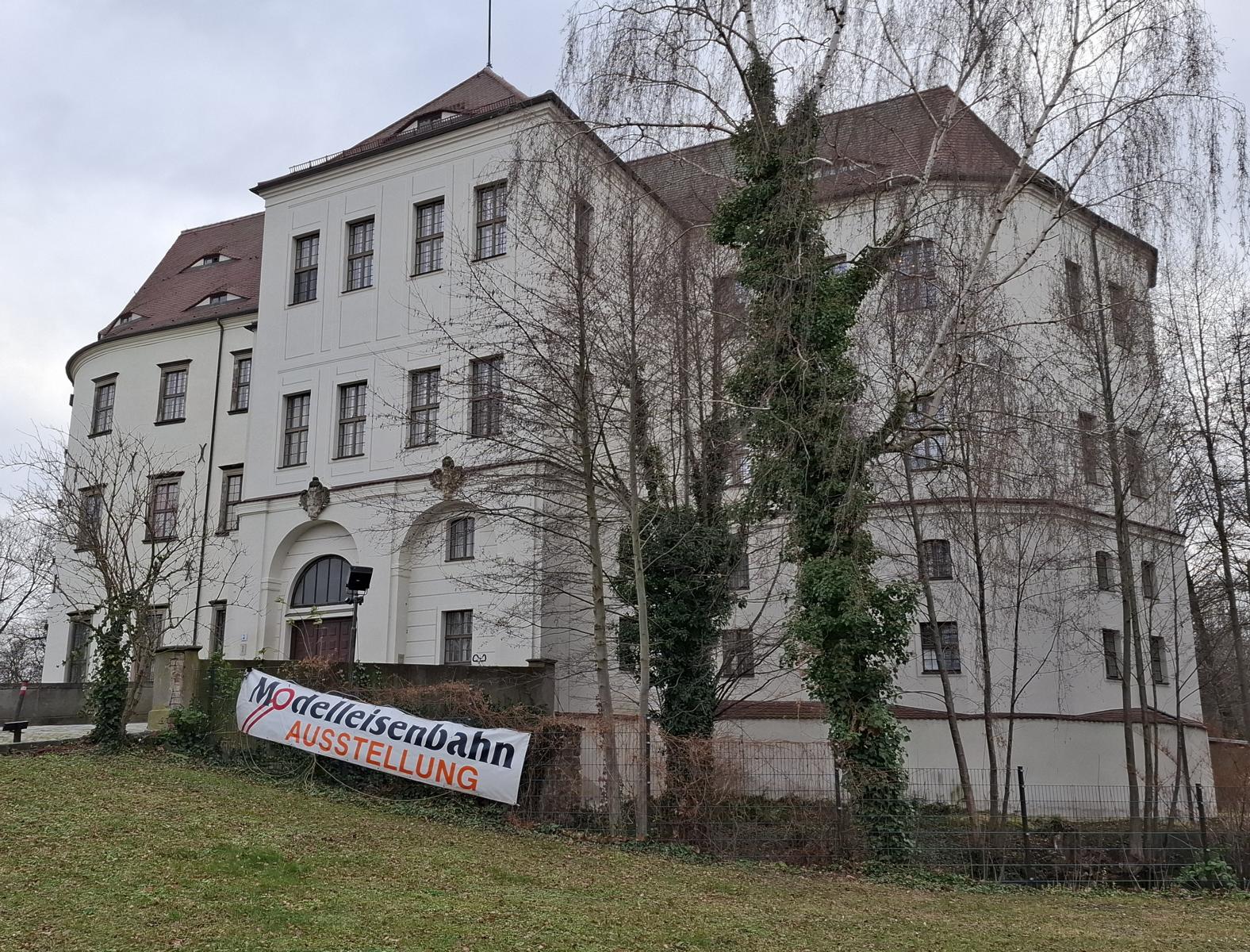 Modellbahnen im Schloss