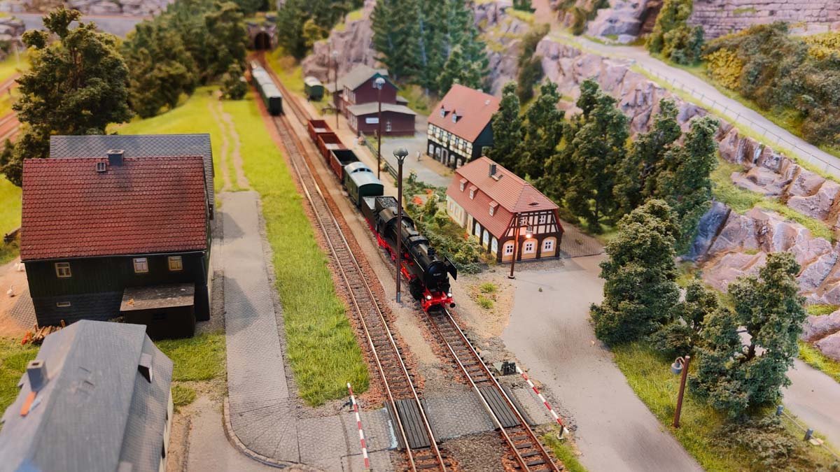 Kleines Landschaftsbauseminar Modellbahn